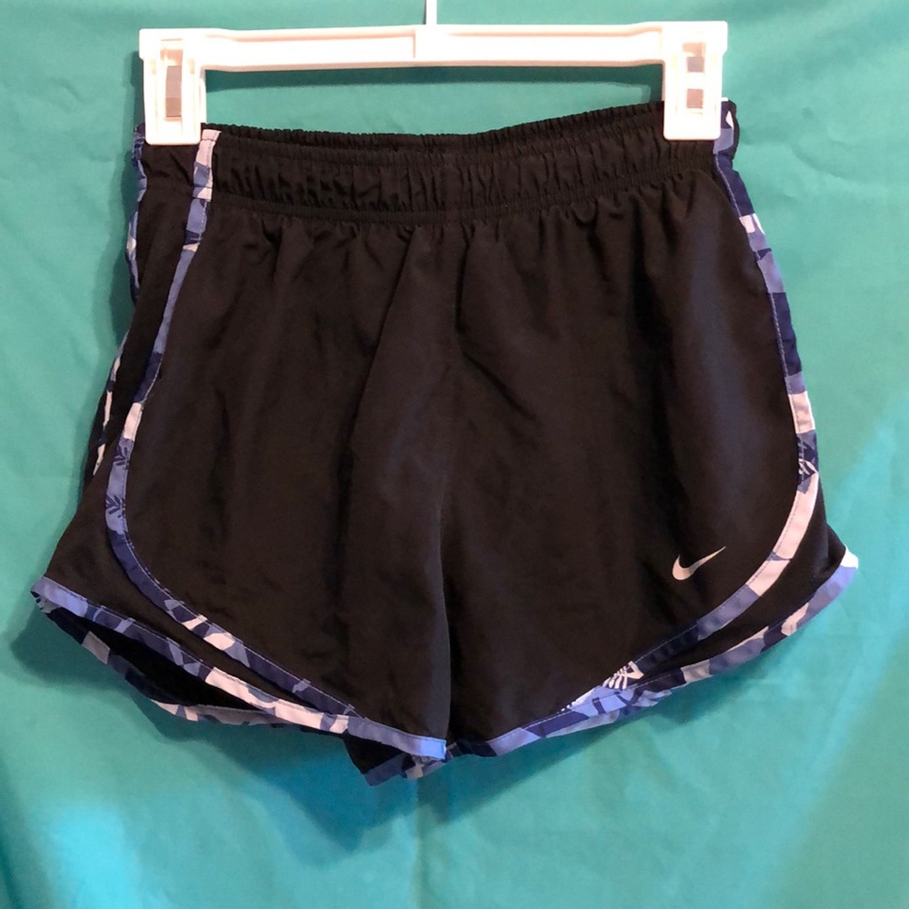 Nike Shorts with cute trim!